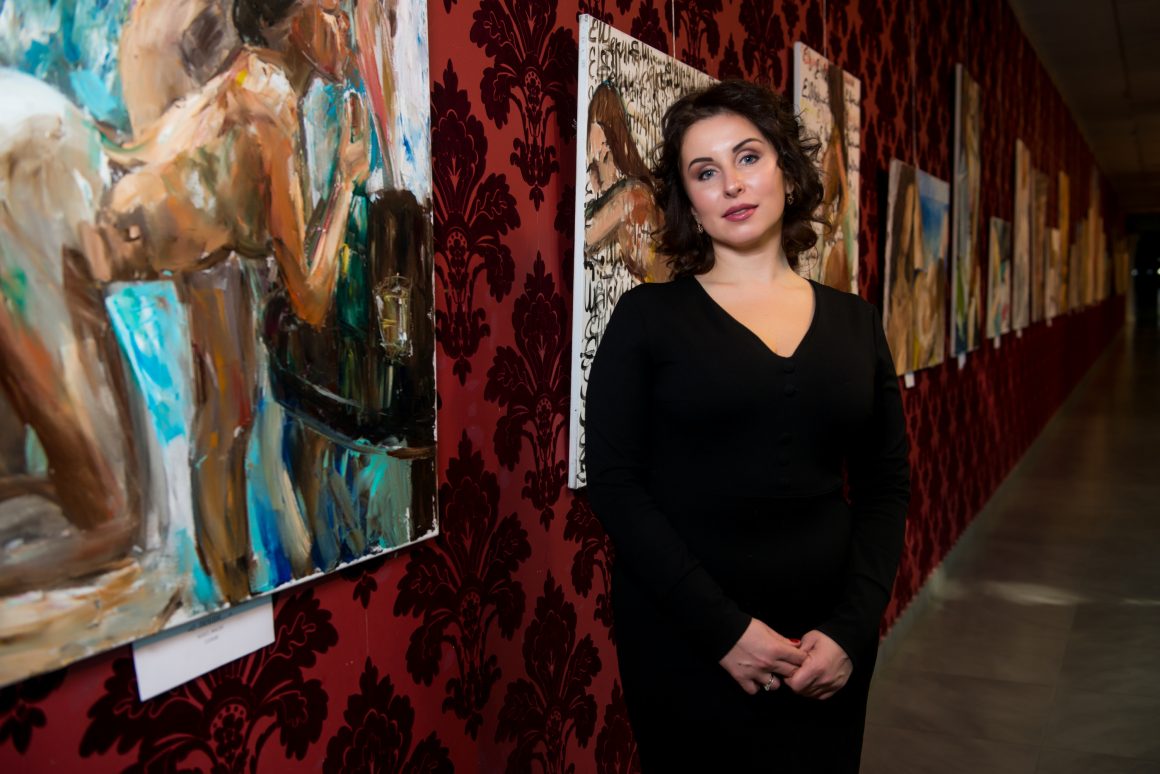 Елена Щекина:  «В живописи я ищу знак равенства между мужчиной и женщиной»