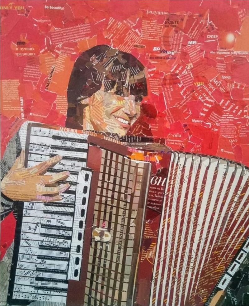 «Акордеоністка», мозаїчний колаж, картон