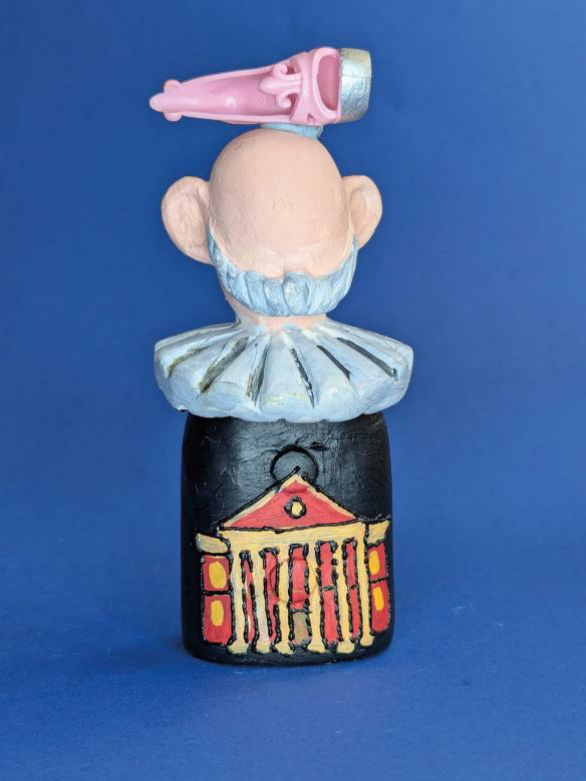 Від строгого фрака до кубізму з пилкою:метаморфози Олександра Ройтбурда